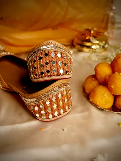 Mustard Yellow Designer Jutti-3