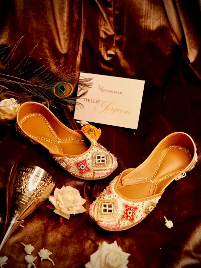 Ivory Pink Punjabi Jutti-0