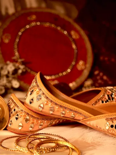 Peach Punjabi Jutti for Women-3
