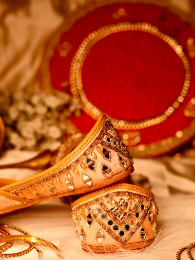 Peach Punjabi Jutti for Women-4