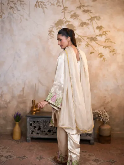 White Pakistani Suit-4