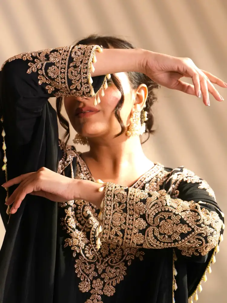 Heavy Embroidered Kurta Palazzo Set with Dupatta - Image 4