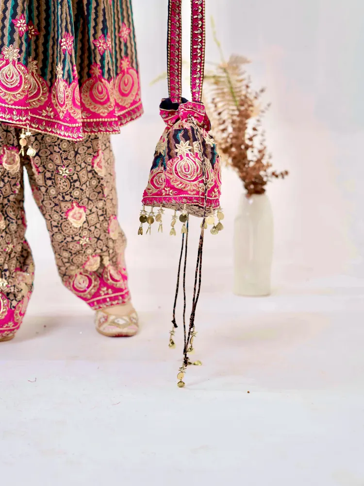 Black Farshi Salwar Suit-2
