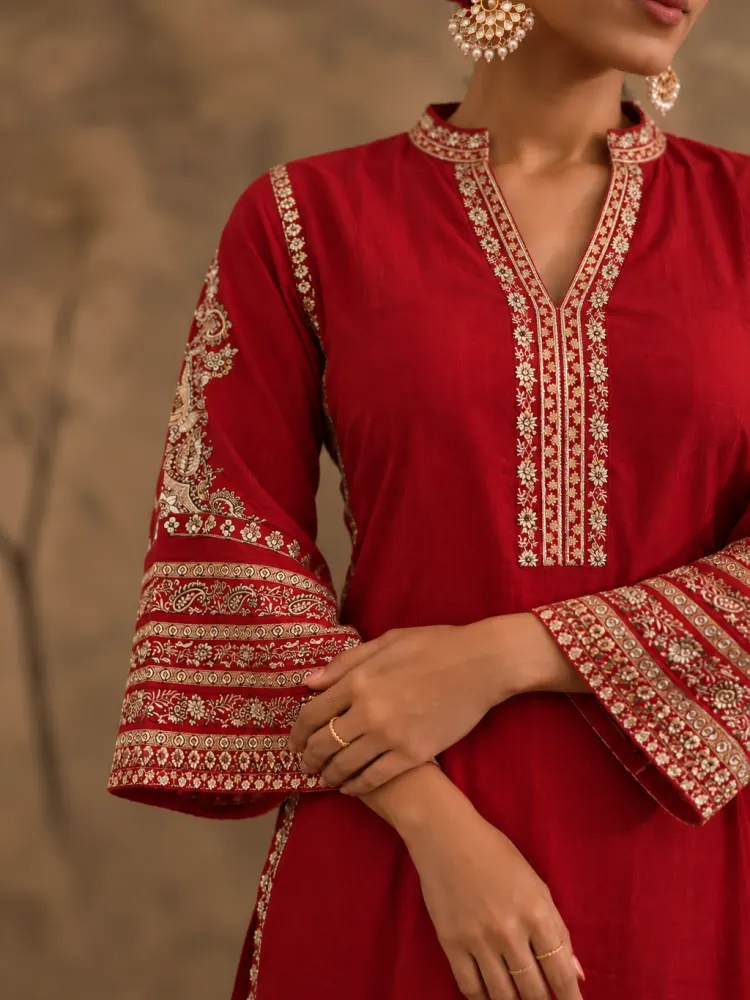 Women Ethnic Deep Red Suit-1