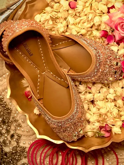 Rose Gold Pearl Bridal Jutti-1