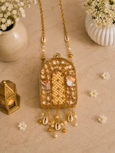Gold Crystal Clutch Bag-2