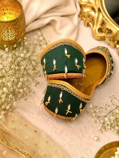 Green Zardozi Leather Jutti-3