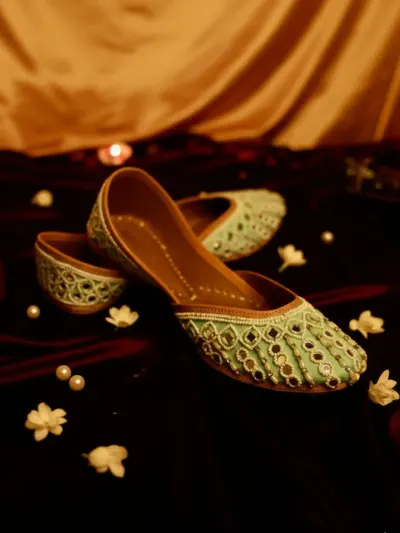 Sage Green Punjabi Jutti-0