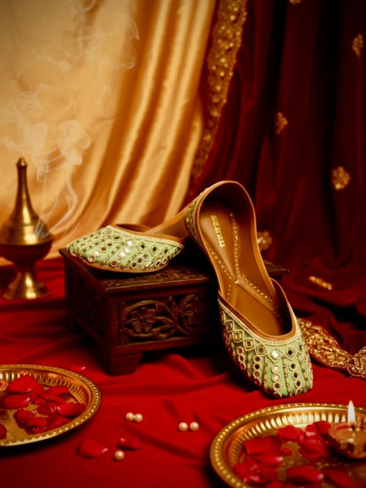 Sage Green Punjabi Jutti-0