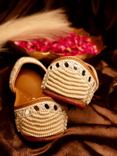 Ivory Bridal Jutti-4