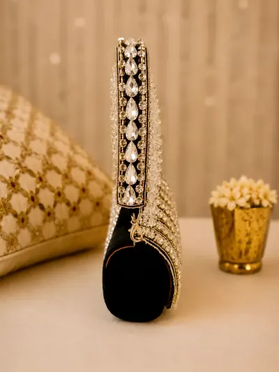 Black Pearl Handbag-2