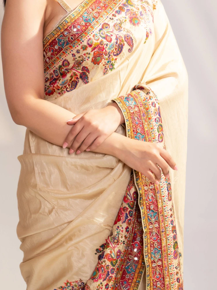 Cream Art Silk Saree & Rani Pink Blouse thumbnail 6