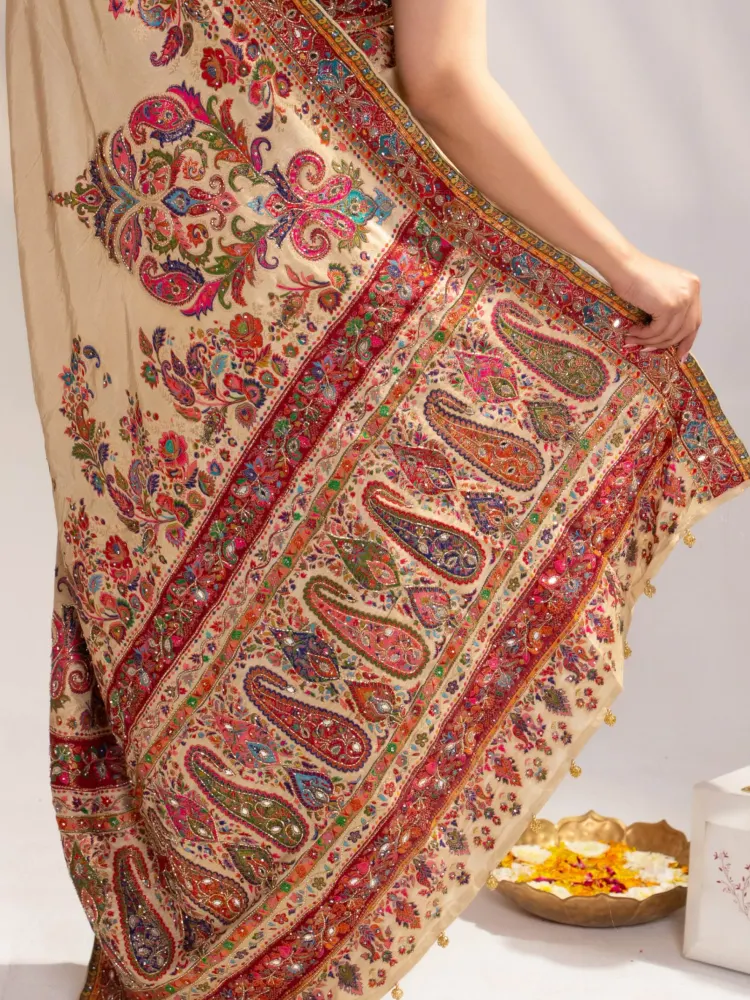 Designer Paisley Embroidered Saree-7