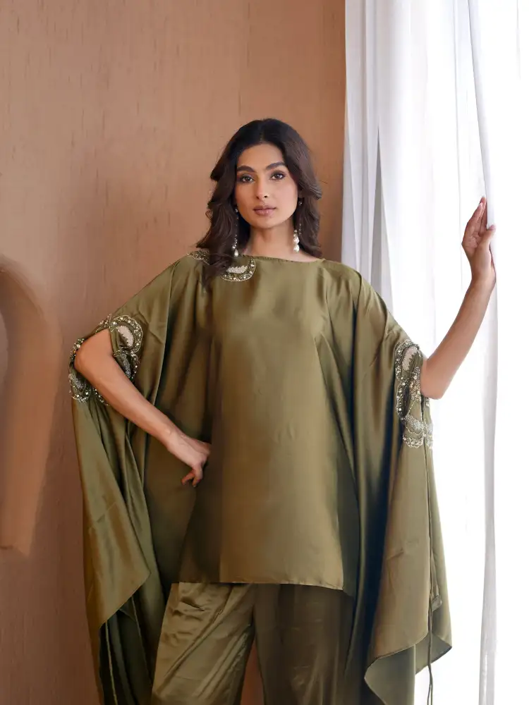 Designer Kaftan Suit - Image 2