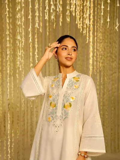 White Floral Mul Cotton Suit-0