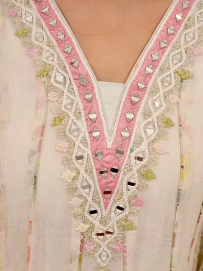 Ivory Floral Pakistani Suit-4