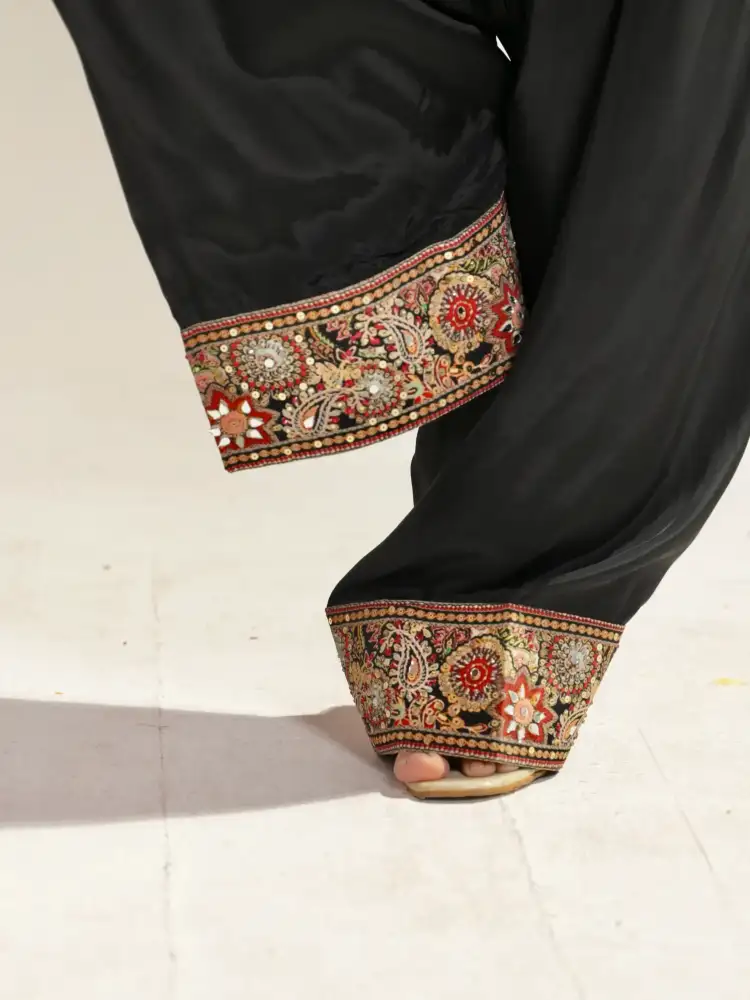 Beige Heavy Embroidered Short Kurti with Black Farshi Salwar Set thumbnail 3